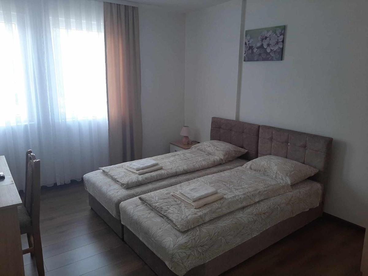 סייניצה Apartmani Centar מראה חיצוני תמונה