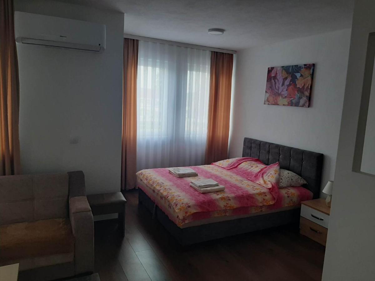 סייניצה Apartmani Centar מראה חיצוני תמונה
