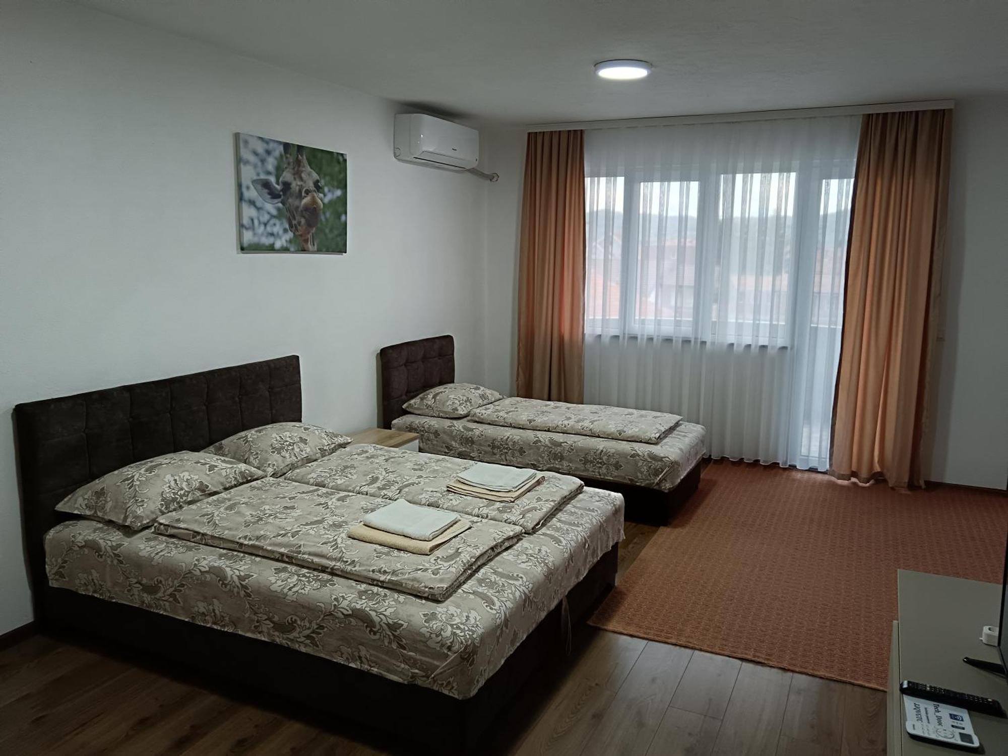 סייניצה Apartmani Centar מראה חיצוני תמונה