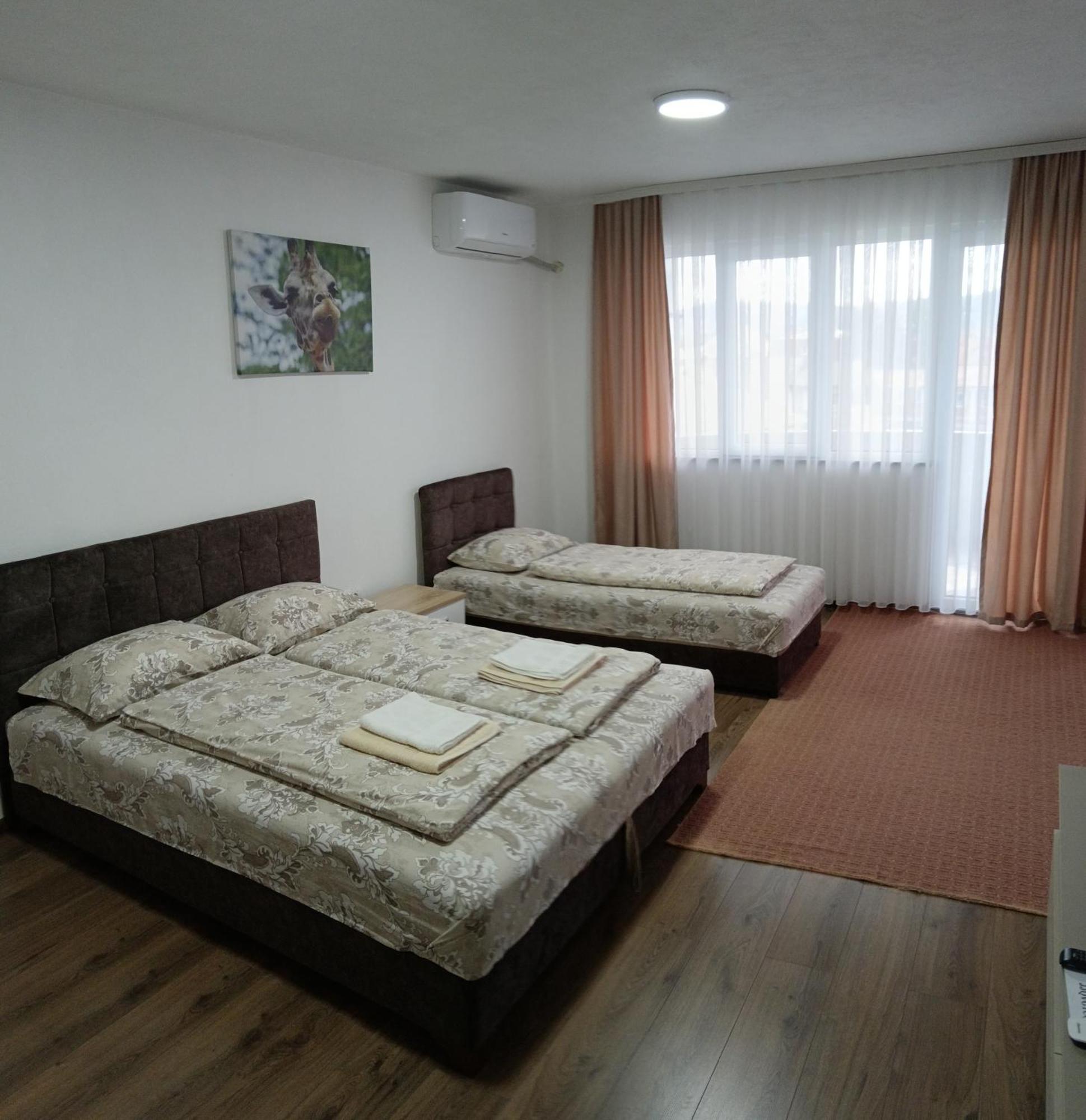 סייניצה Apartmani Centar מראה חיצוני תמונה